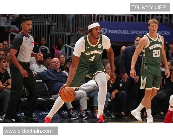 足球明星中谁在篮球场上表现最出色的球员揭秘与精彩瞬间回顾